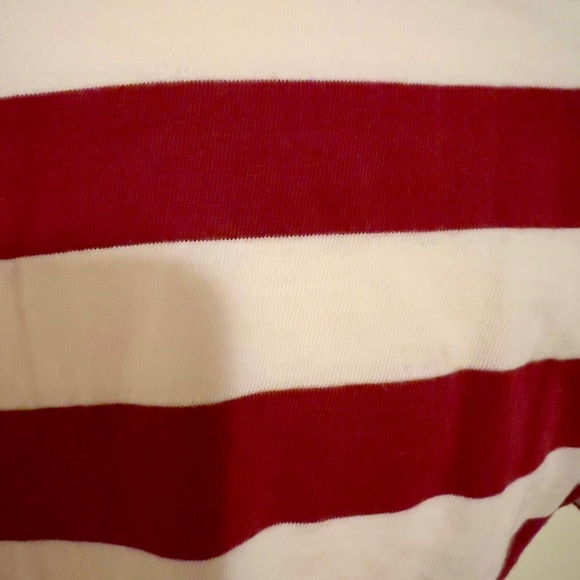 RtA distressed tee shirt, off-white and burgundy. 100% cotton, size XS - Picture 7 of 8